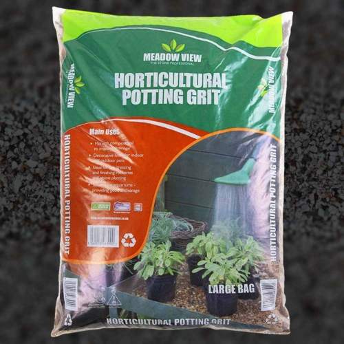 Meadow View Pink Horticultural Potting Grit 3-5 Mm - 20Kg